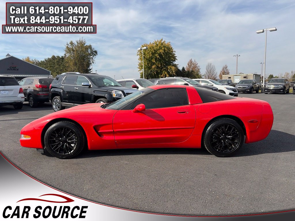 Used 1999 Chevrolet Corvette Coupe w/ Performance Handling Pkg RWD image 8