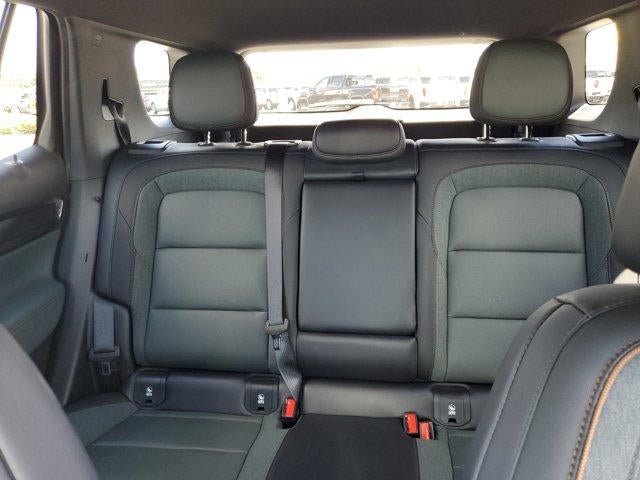New 2027 GMC Terrain AT4 AWD/4WD image 9