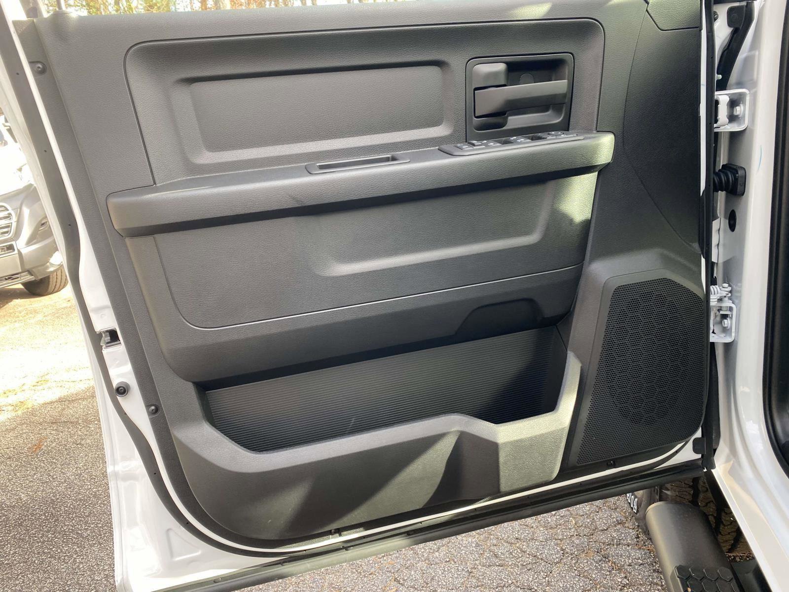 New 2026 RAM 3500 Tradesman image 18