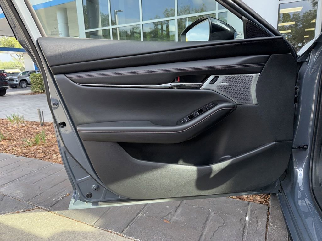 Used 2022 MAZDA MAZDA3 s FWD image 18
