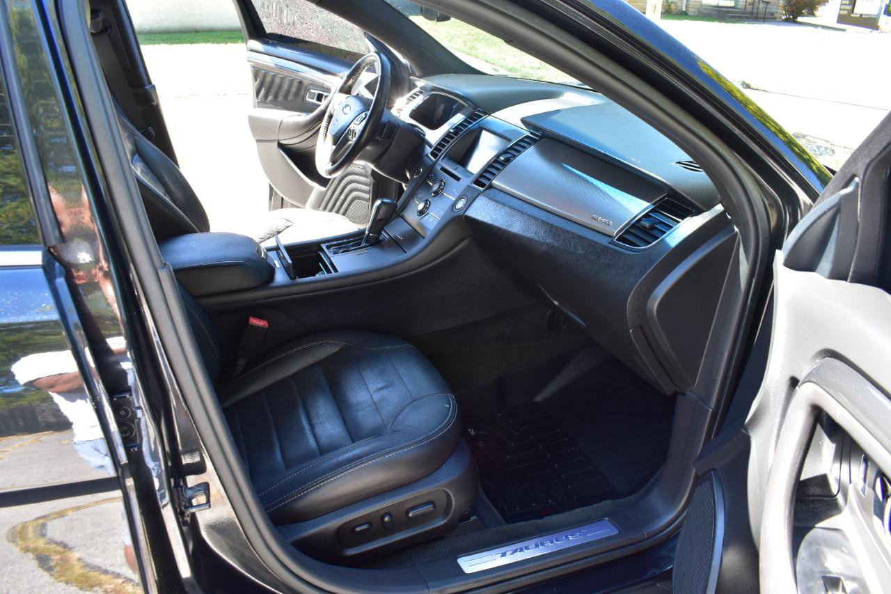 Used 2015 Ford Taurus SHO AWD/4WD image 19