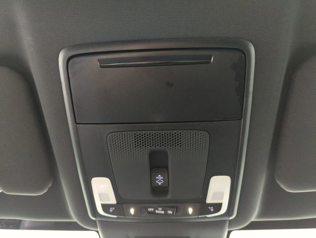 Certified 2025 Honda CR-V Sport-L image 30