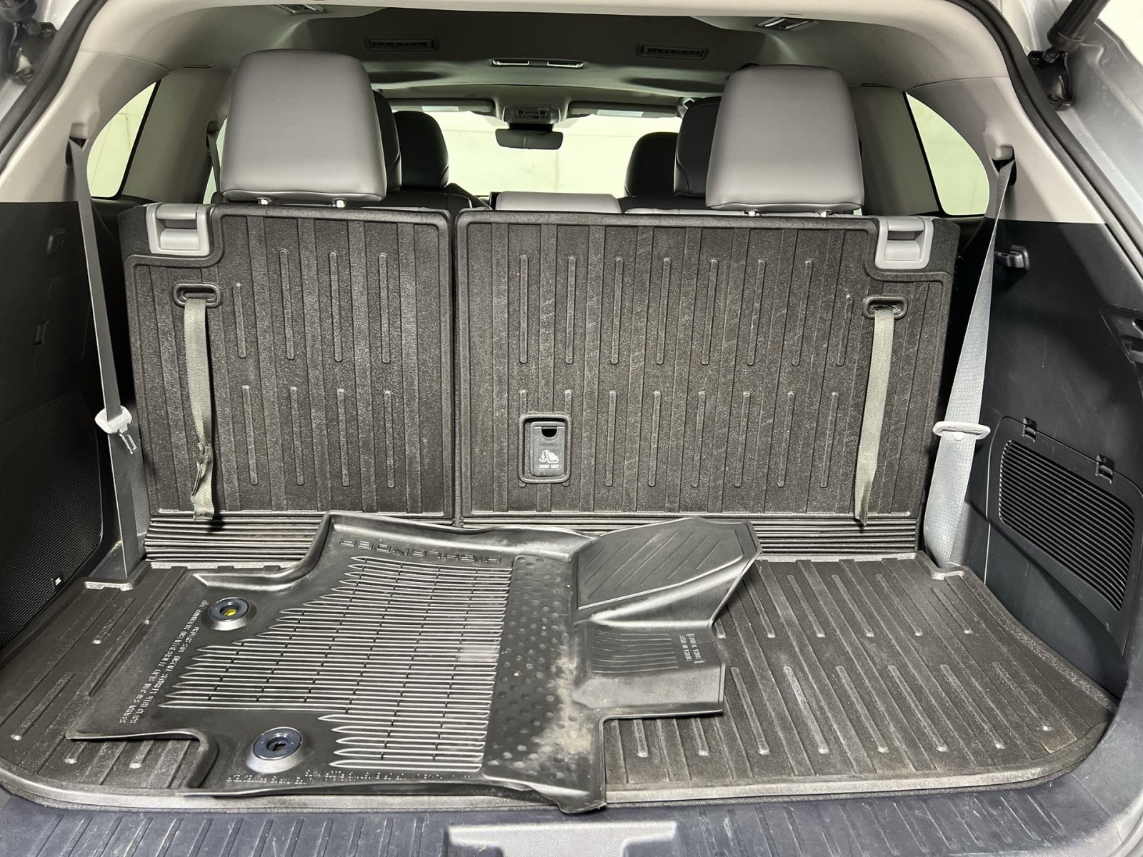 Used 2021 Toyota Highlander Limited AWD/4WD image 27