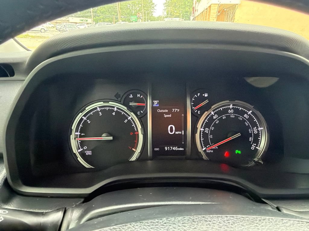 Used 2021 Toyota 4Runner Limited AWD/4WD image 16