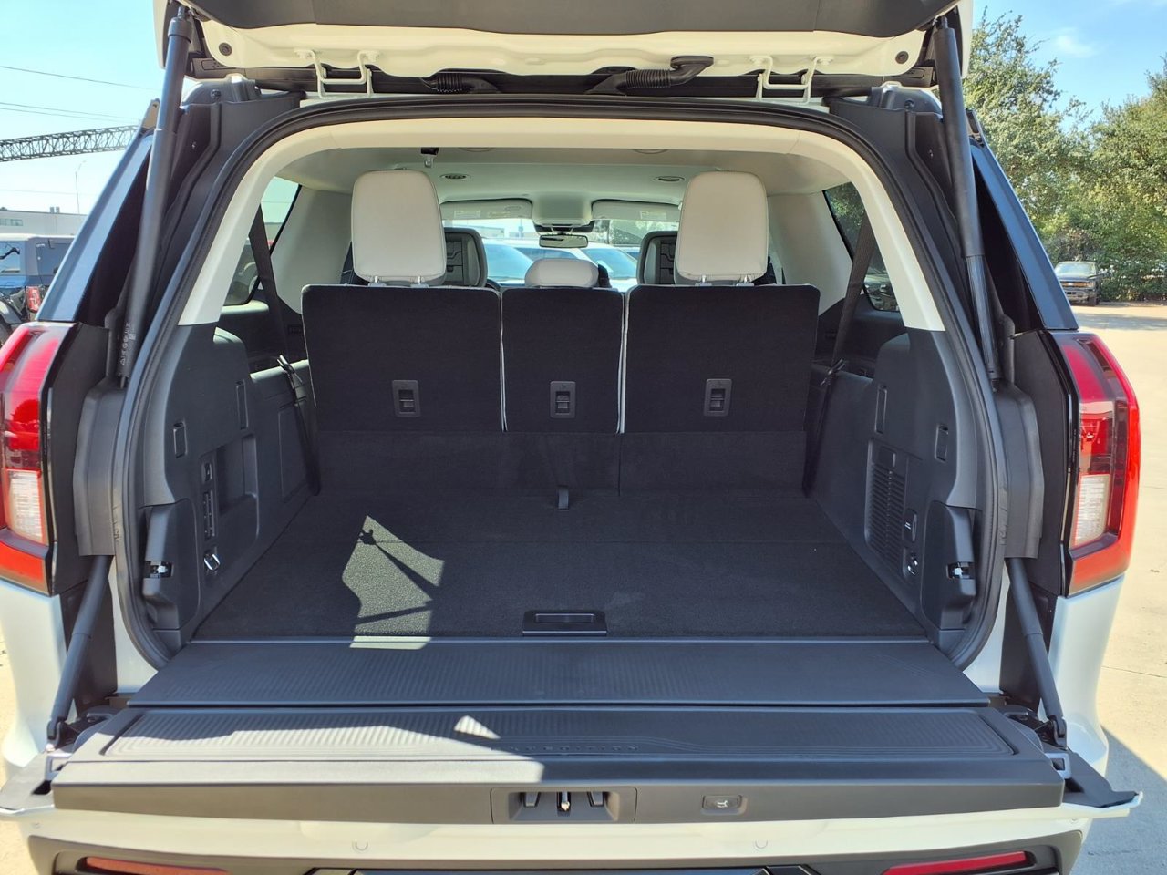 New 2027 Ford Expedition Max Platinum AWD/4WD image 21
