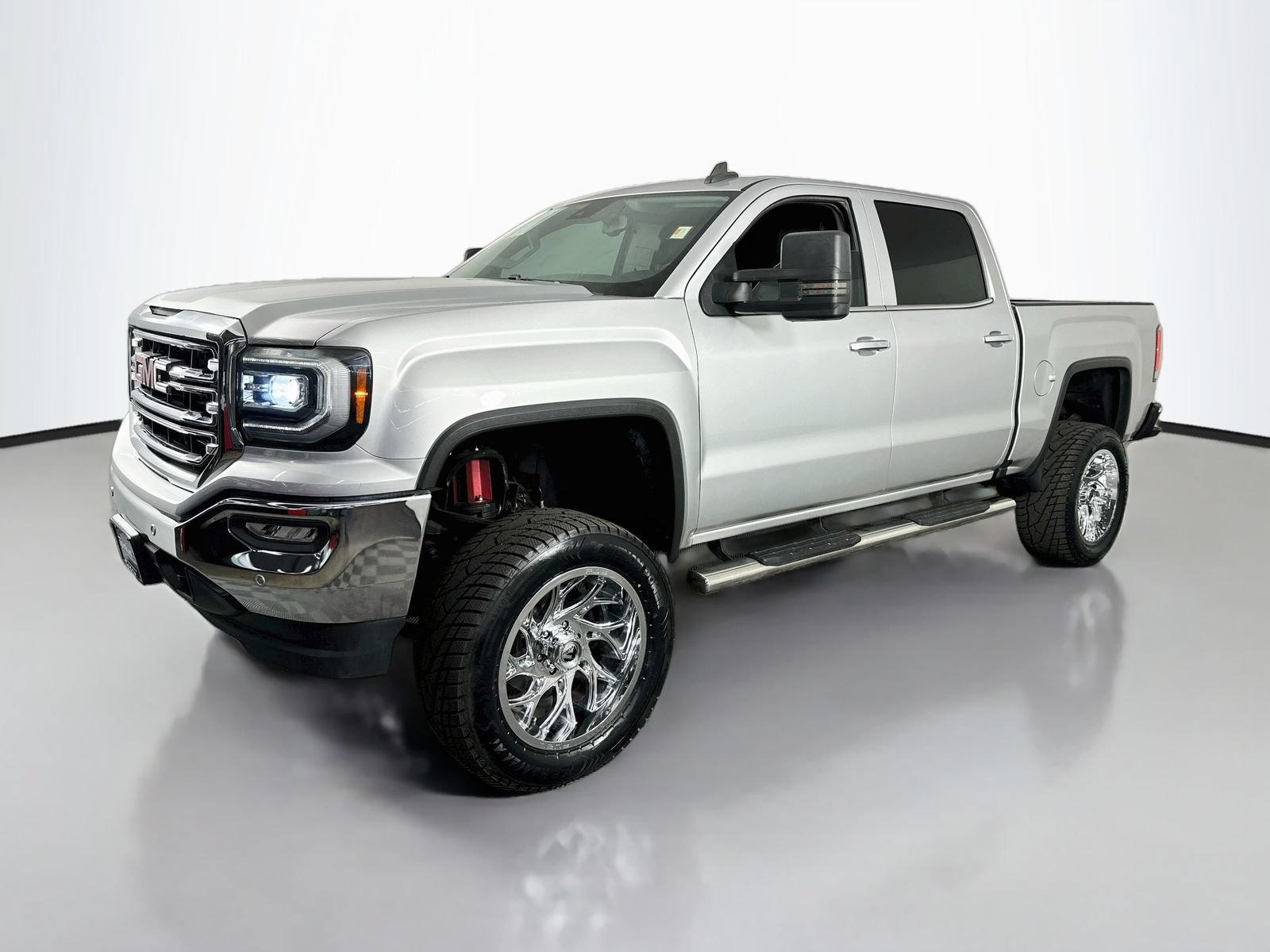 Used 2018 GMC Sierra 1500 SLT AWD/4WD image 4