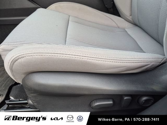 Used 2020 Subaru Legacy Premium AWD/4WD image 13