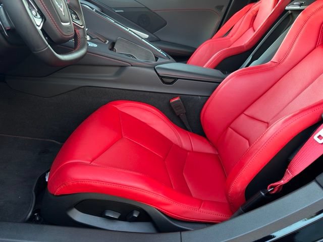 Used 2025 Chevrolet Corvette Stingray Convertible w/ Z51 Performance Package RWD image 5