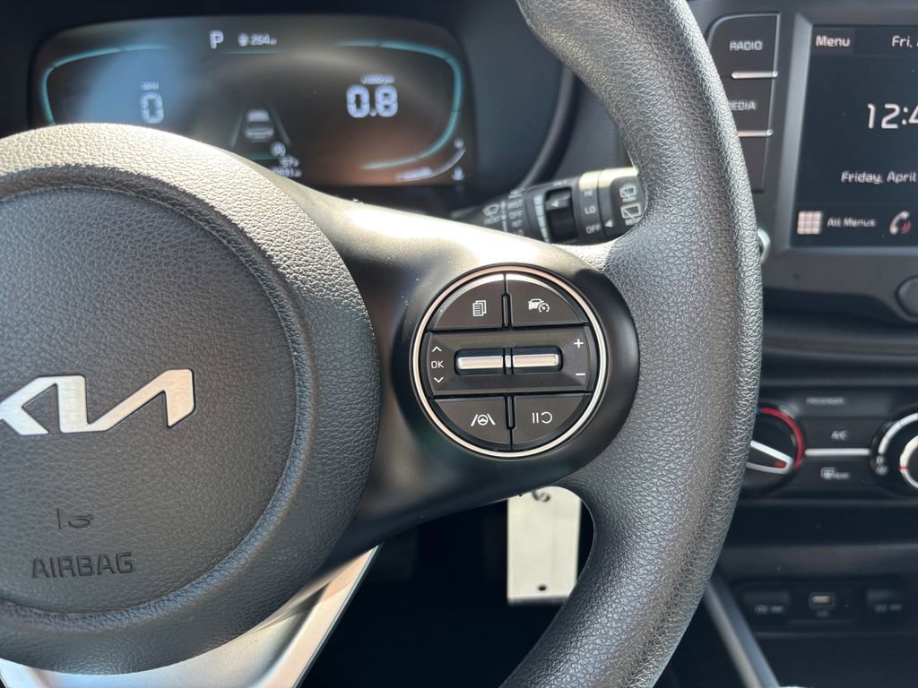 Used 2025 Kia Soul LX FWD image 19