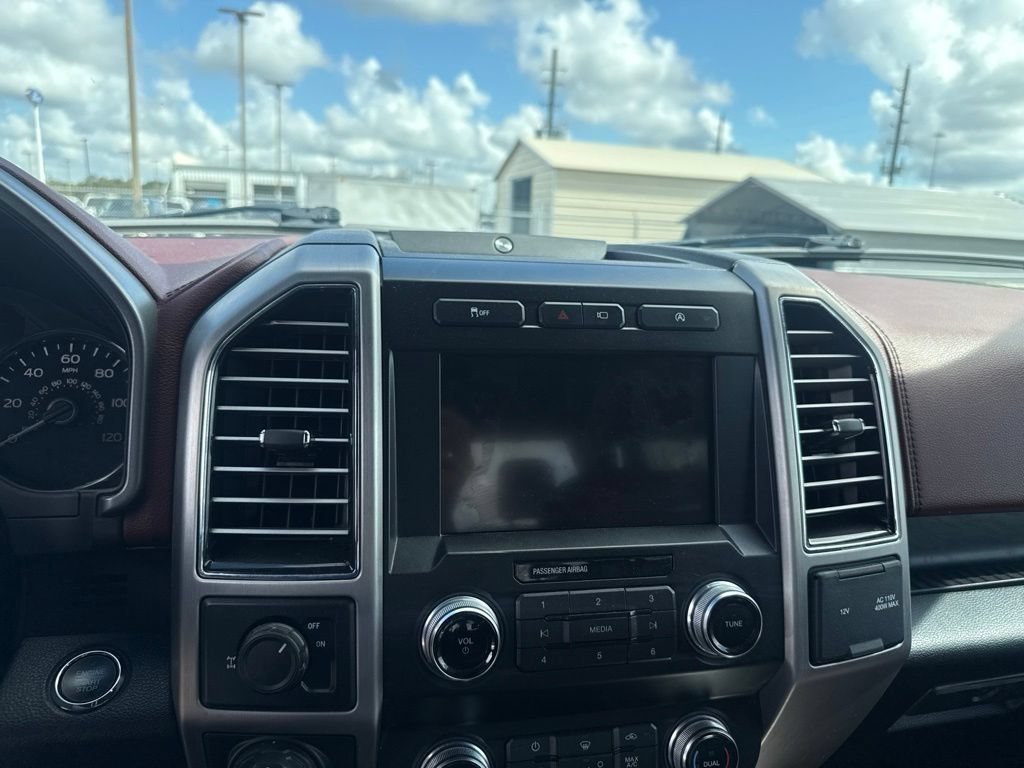 Used 2019 Ford F150 Platinum w/ Equipment Group 701A Luxury RWD image 10