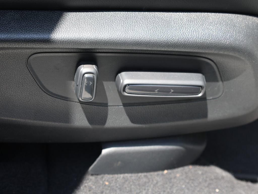 Used 2025 Honda CR-V Sport-L image 19