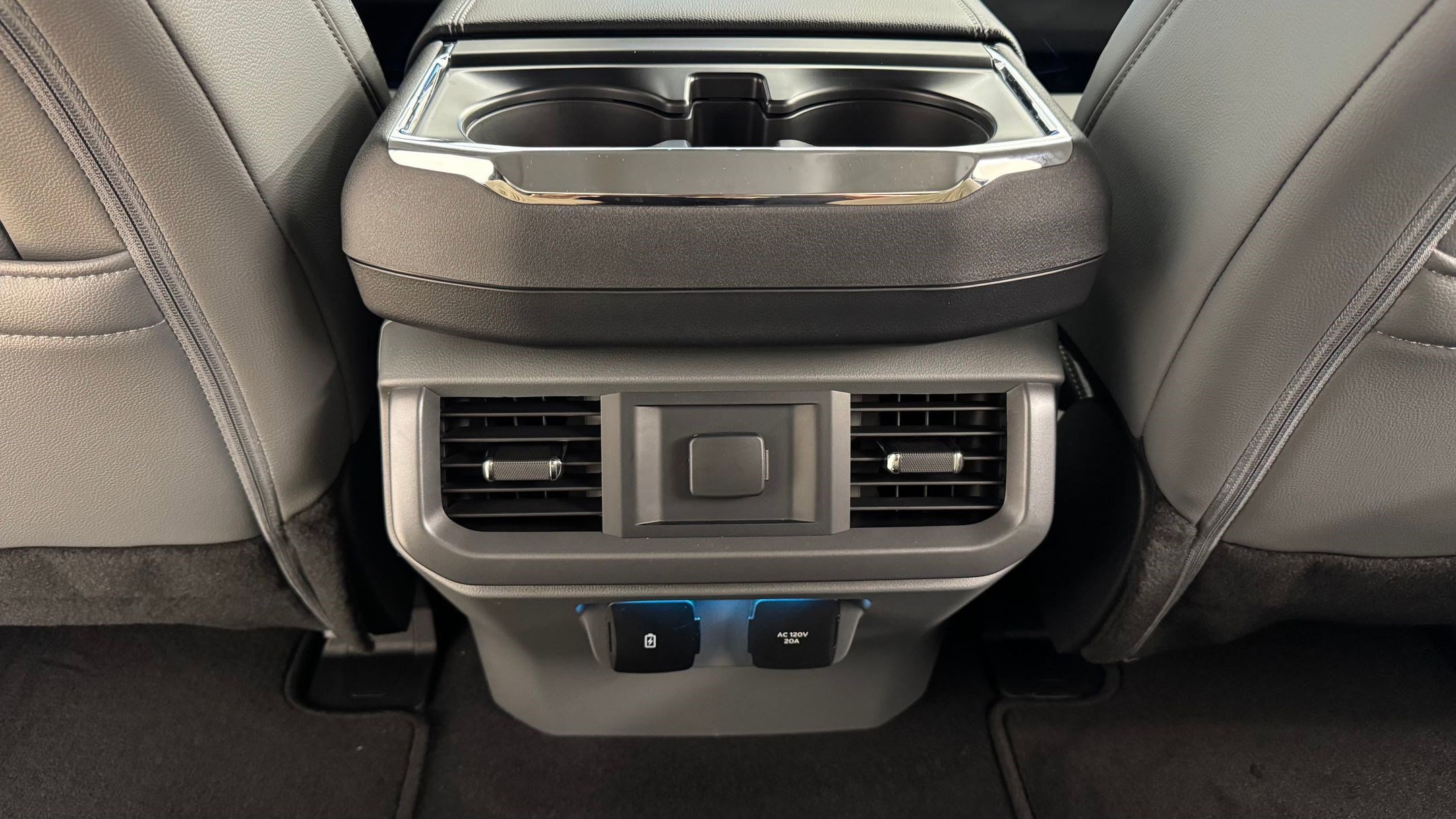 New 2025 Ford F150 Lightning Flash image 36