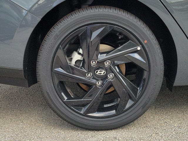 New 2026 Hyundai Elantra SEL Sport FWD image 10