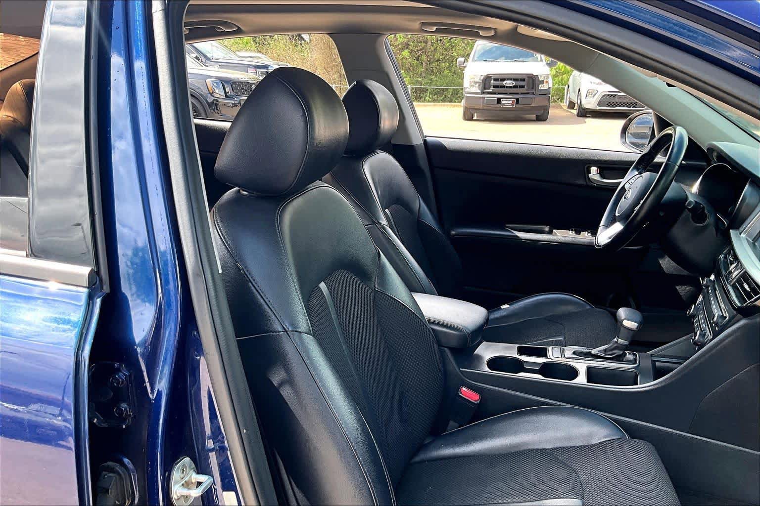 Used 2019 Kia Optima S w/ S Panoramic Sunroof Package image 9