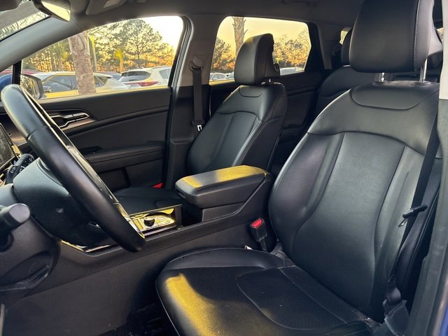 Used 2024 Kia Sportage EX image 10