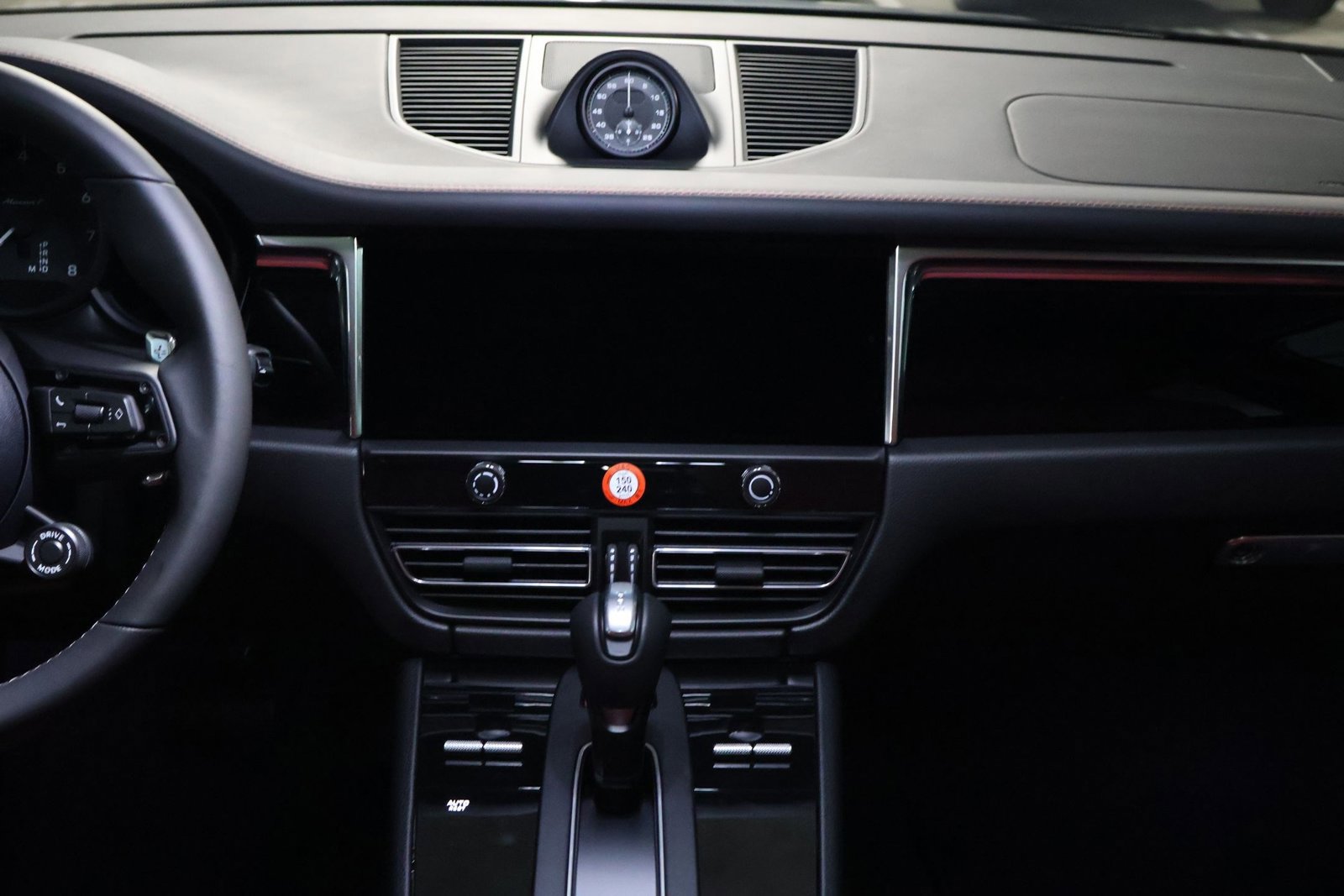 New 2026 Porsche Macan image 20