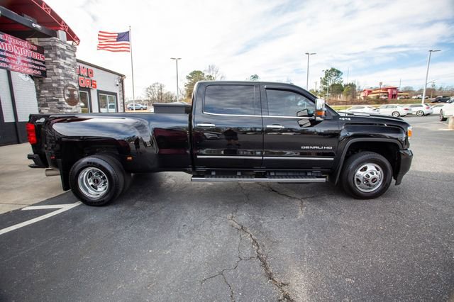 Used 2017 GMC Sierra 3500 Denali w/ Duramax Plus Package image 6