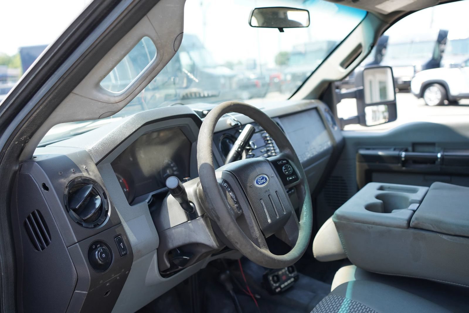 Used 2015 Ford F550 4x4 Crew Cab Super Duty image 23