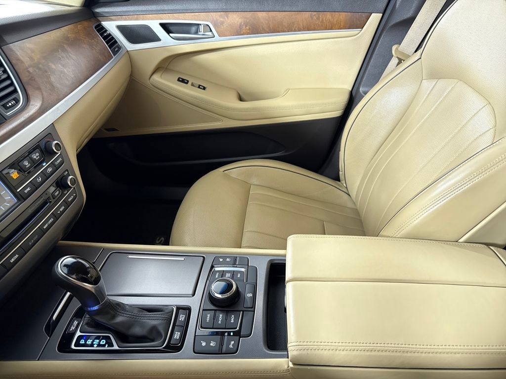 Used 2017 Genesis G80 3.8 w/ Option Group 03 image 20