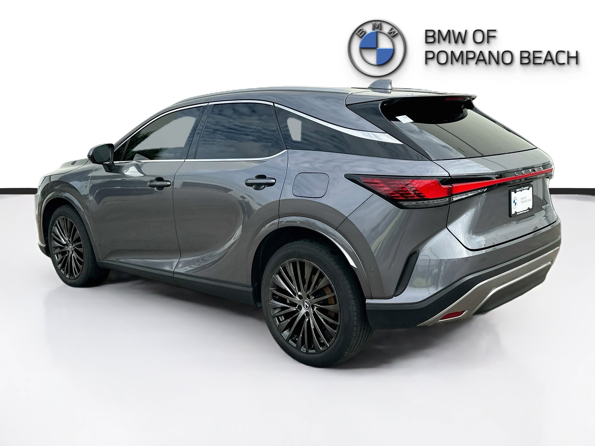 Used 2023 Lexus RX 350 FWD w/ Cold Area Package image 5
