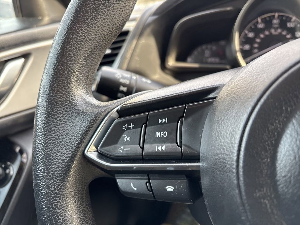 Used 2017 MAZDA MAZDA3 Sport w/ Preferred Equipment Package image 18
