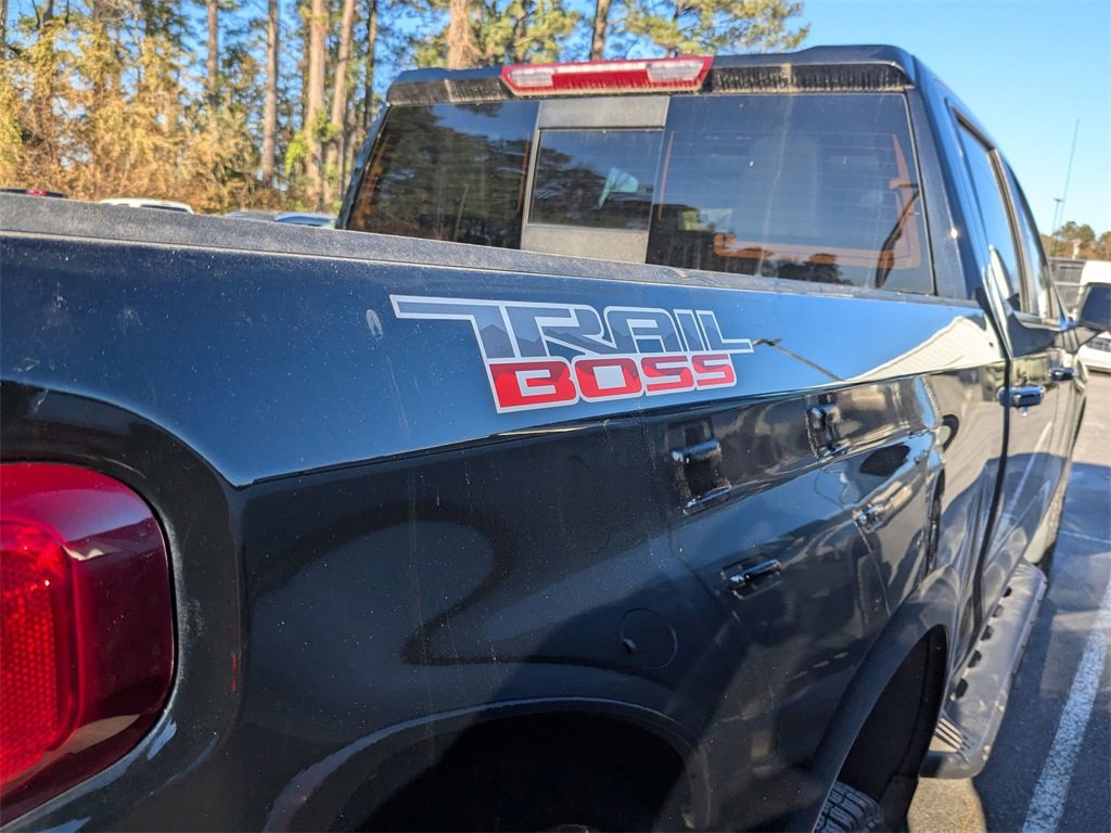Used 2024 Chevrolet Silverado 1500 LT Trail Boss w/ LT Trail Boss Premium Package image 10