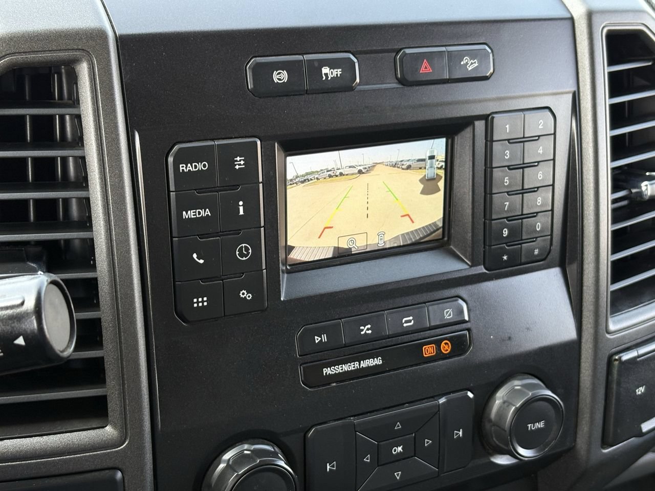 Used 2022 Ford F250 XL w/ Power Equipment Group AWD/4WD image 20