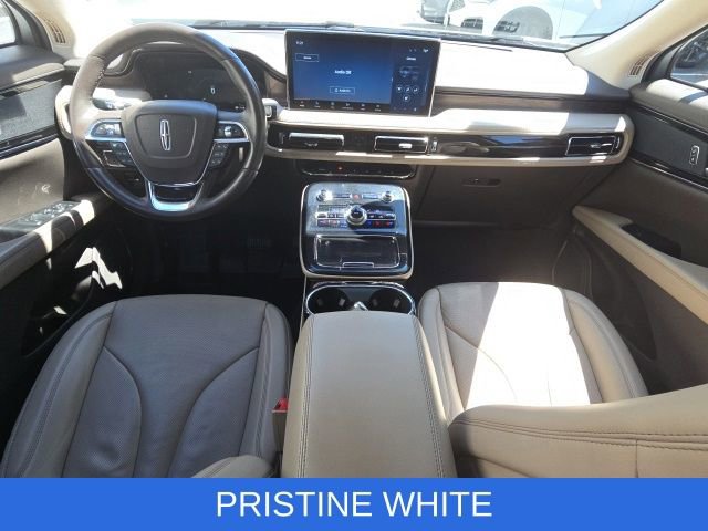 Used 2022 Lincoln Nautilus Reserve AWD/4WD image 13