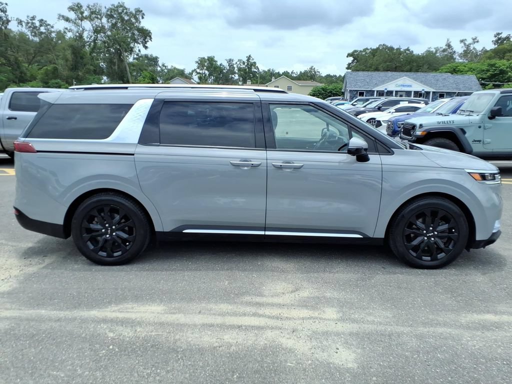 Used 2022 Kia Carnival SX Prestige FWD image 8