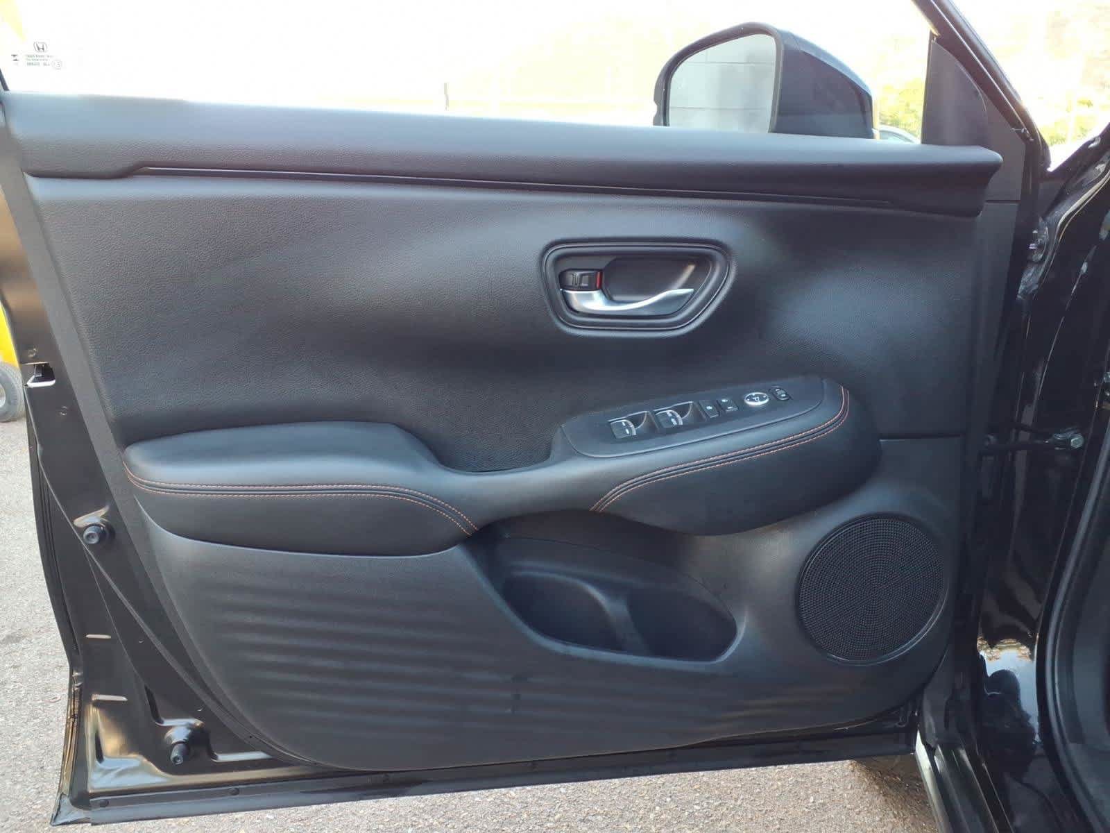 Used 2024 Honda HR-V Sport image 12