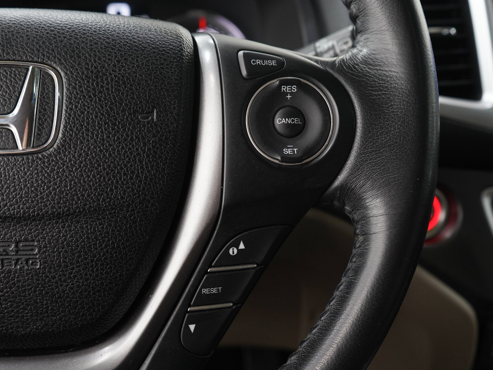 Used 2017 Honda Pilot EX-L image 28