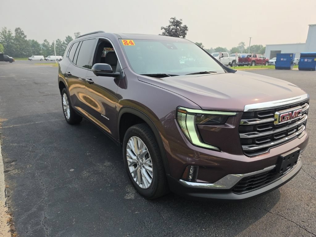 Used 2024 GMC Acadia Elevation w/ Luxury Package FWD image 14