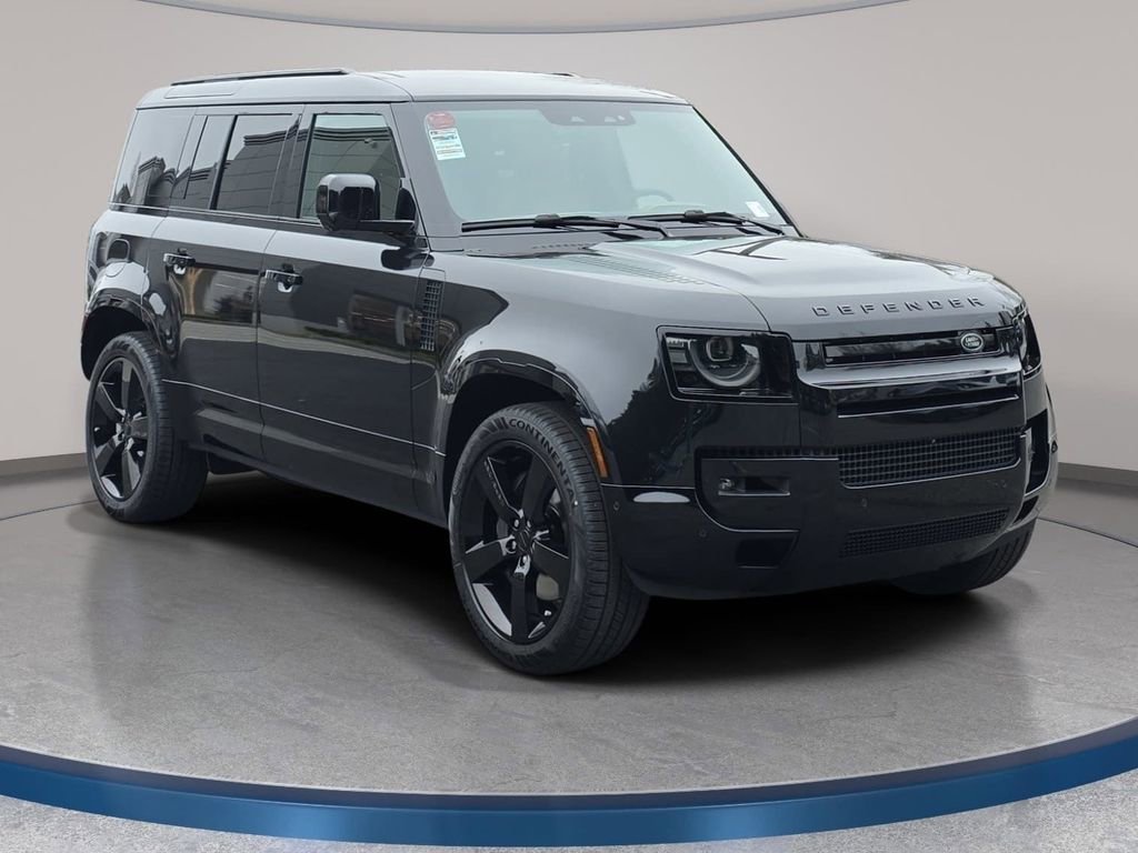 New 2026 Land Rover Defender 110 X-Dynamic SE image 3