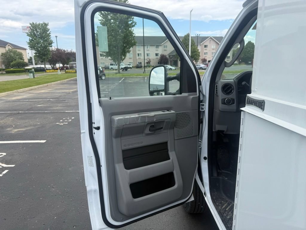 New 2026 Ford E-350 and Econoline 350 Super Duty w/ Power Equipment Group RWD image 11