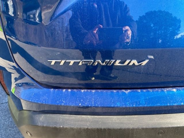 Used 2022 Ford Edge Titanium image 28
