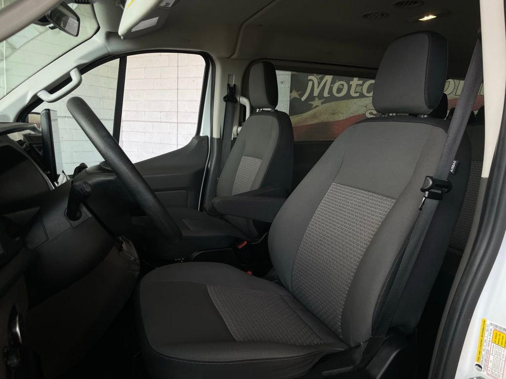 Used 2024 Ford Transit 350 XLT RWD image 12