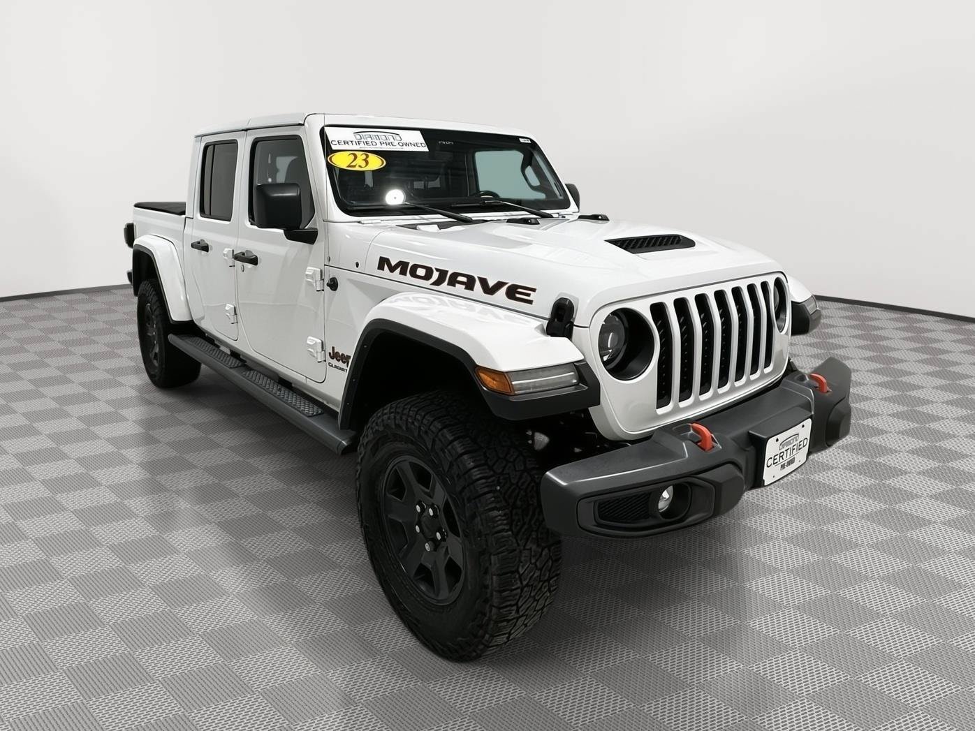Used 2023 Jeep Gladiator Mojave w/ Dual Top Group AWD/4WD image 7