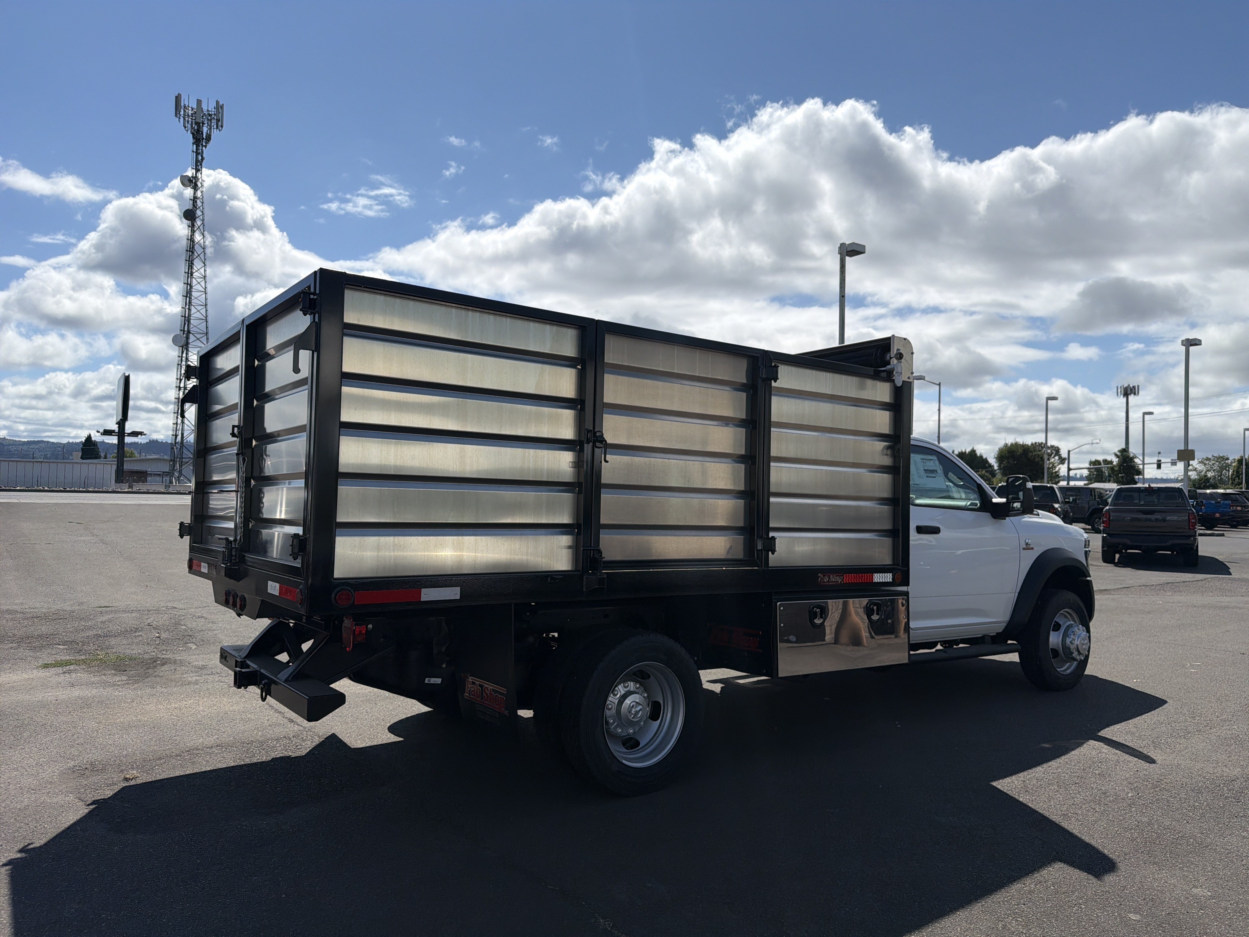 New 2026 RAM 5500 Tradesman w/ Chrome Appearance Group AWD/4WD image 6