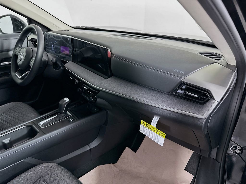 New 2026 Nissan Kicks SV w/ SV Premium Package image 36