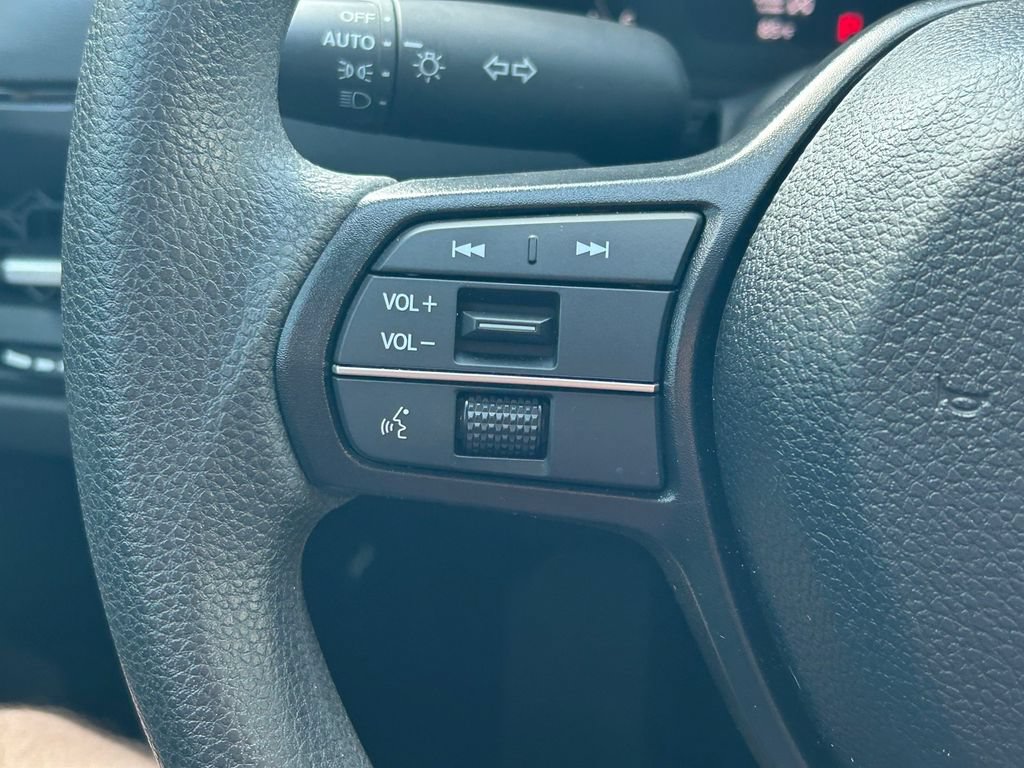 Used 2025 Honda Accord SE image 33