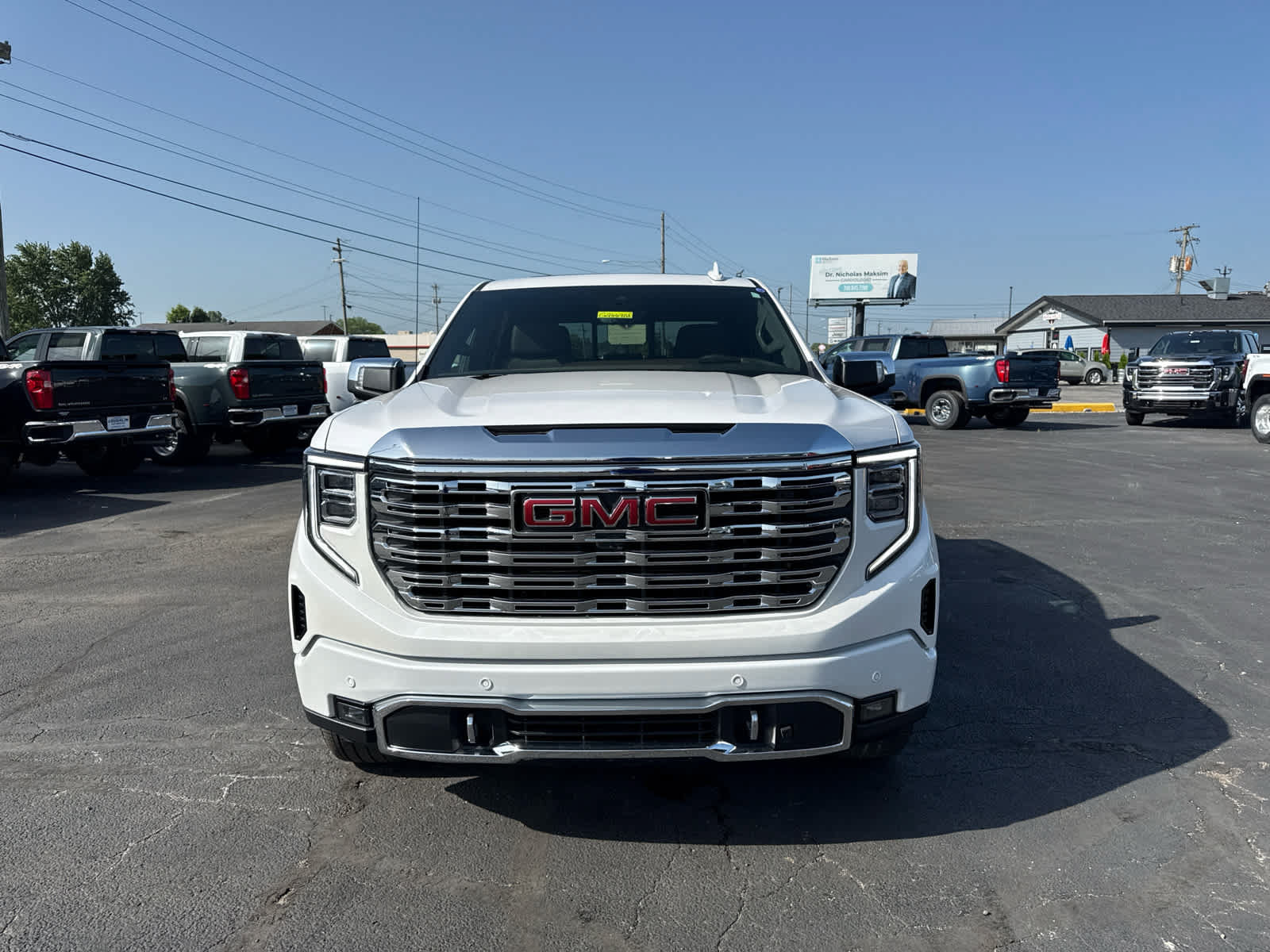 Certified 2025 GMC Sierra 1500 Denali w/ Denali Reserve Package AWD/4WD image 8