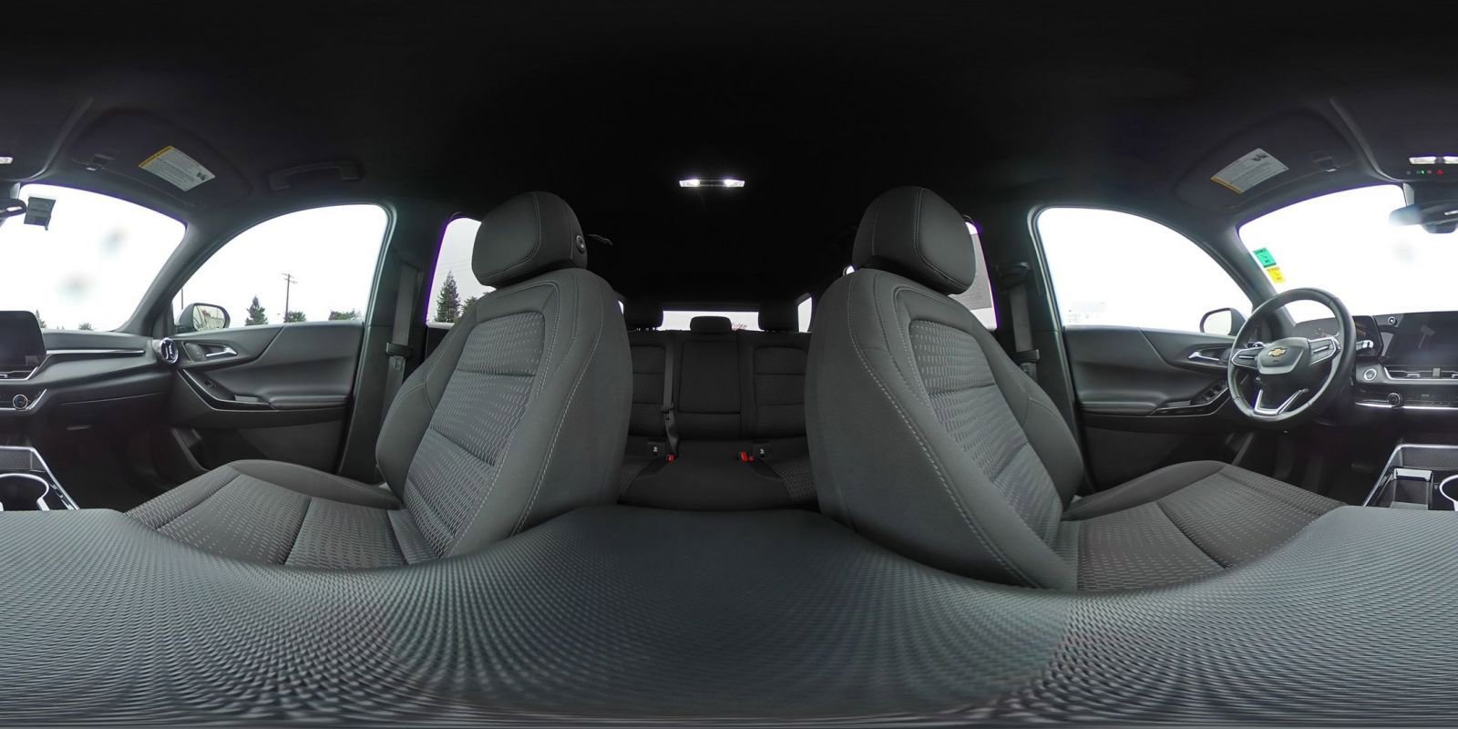 Used 2025 Chevrolet Equinox LT image 36