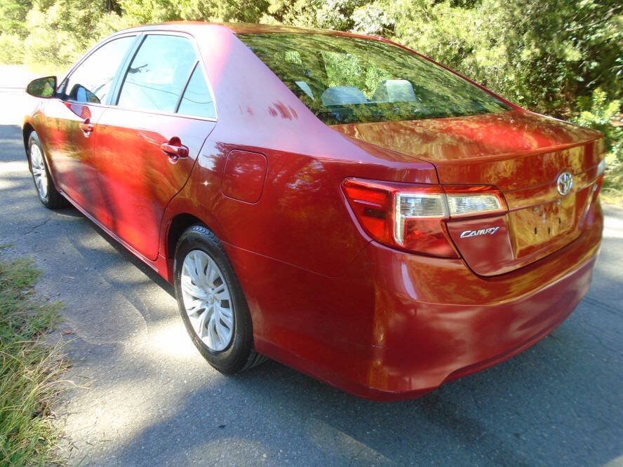 Used 2012 Toyota Camry LE FWD image 7