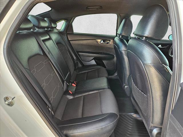 Used 2020 Kia Forte GT-Line image 19
