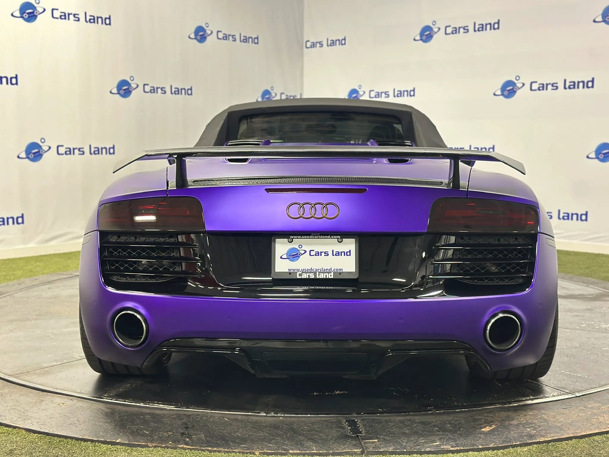 Used 2014 Audi R8 V10 w/ Full Leather Package AWD/4WD image 4