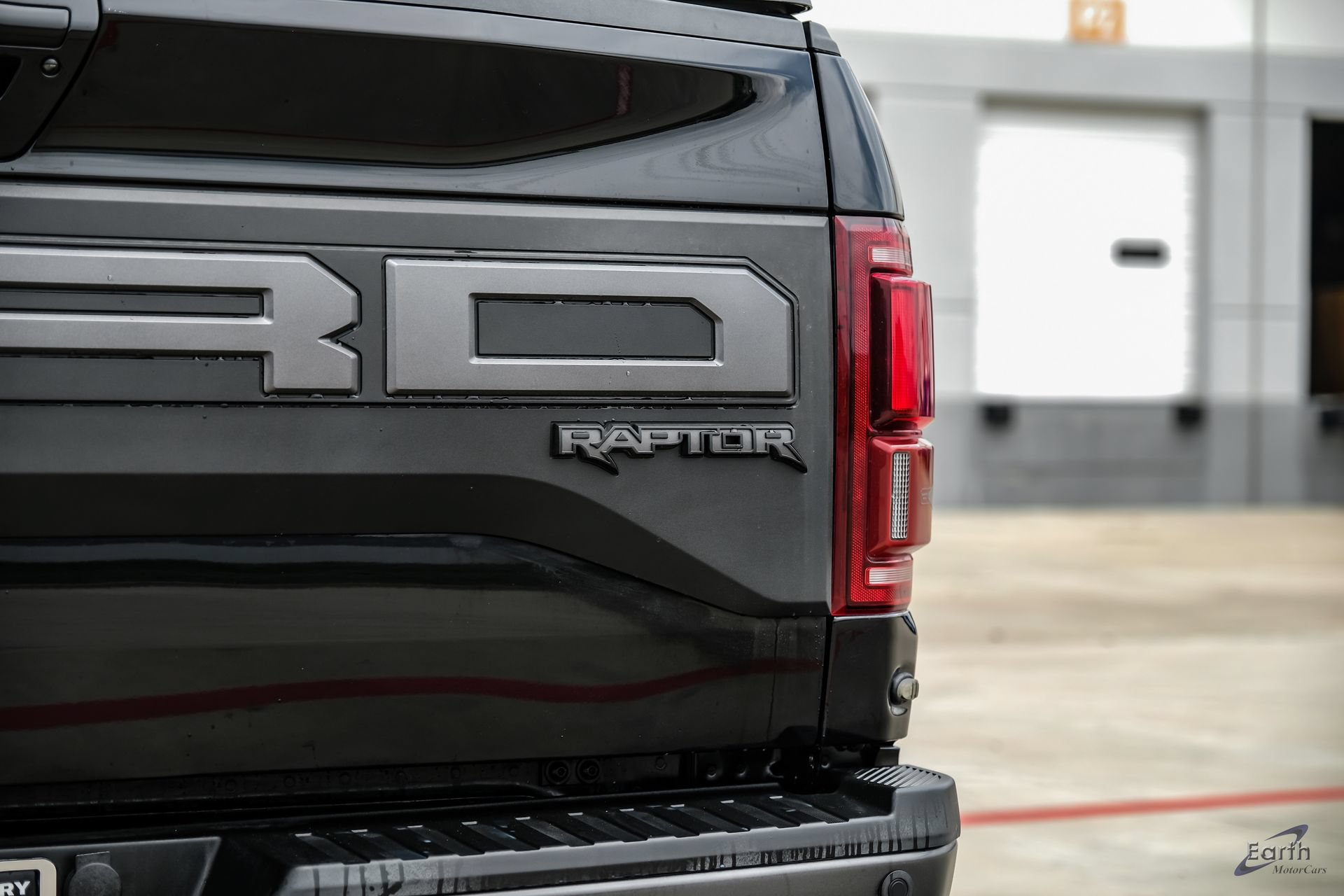 Used 2019 Ford F150 Raptor w/ Equipment Group 802A Luxury AWD/4WD image 16