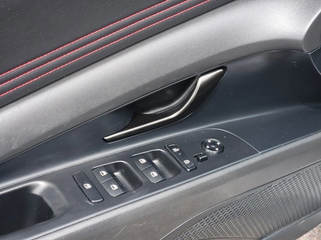 Certified 2024 Hyundai Elantra N Line FWD image 17