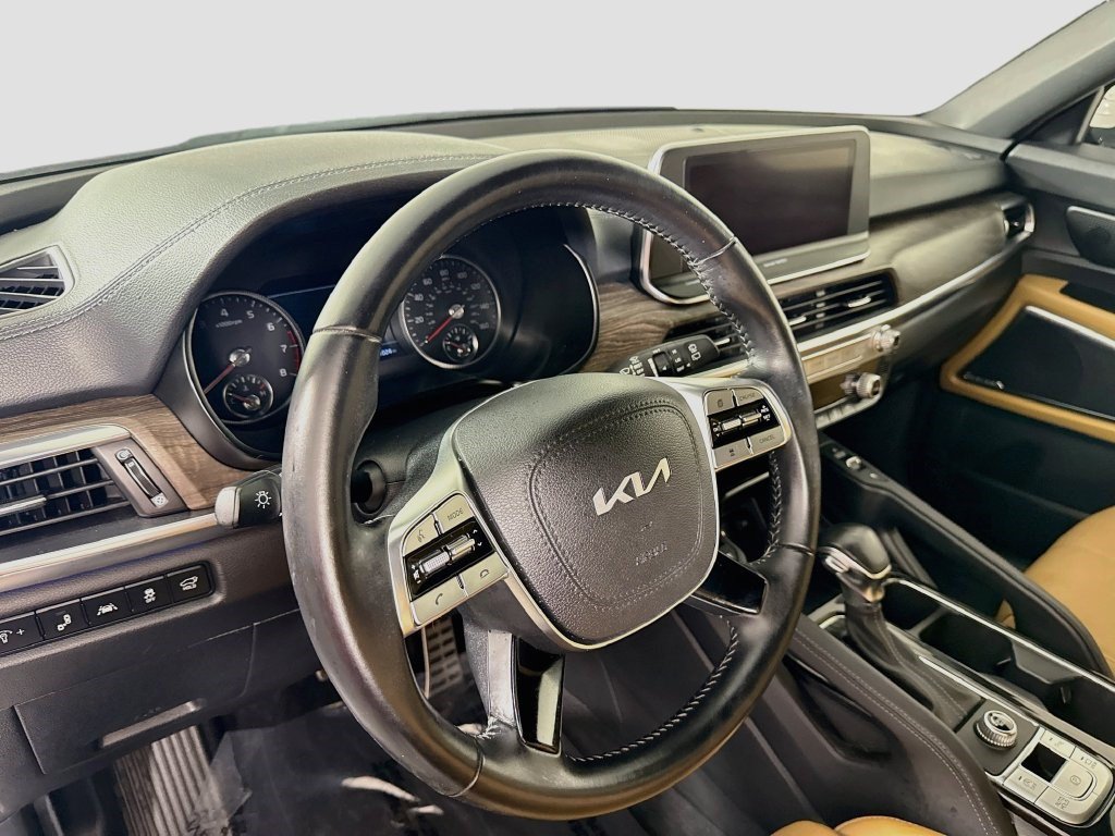 Used 2022 Kia Telluride SX w/ Towing Package FWD image 22