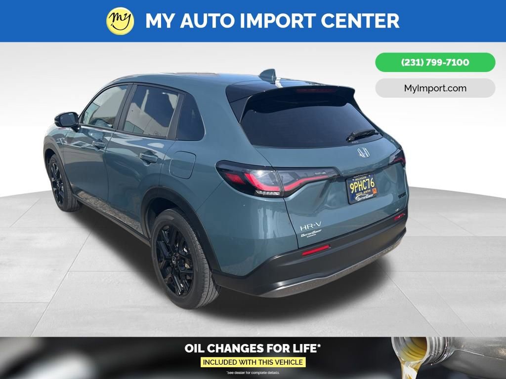 Used 2024 Honda HR-V Sport image 1