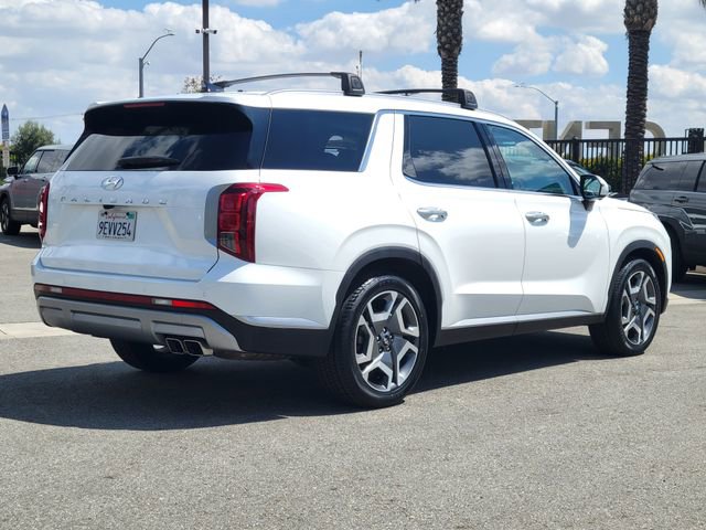 Used 2023 Hyundai Palisade SEL image 4